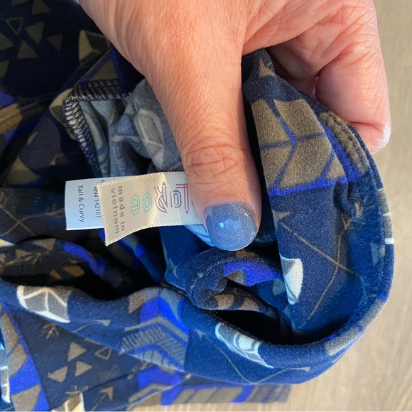 •LuLaRoe Leggings• - Picture 5 of 13